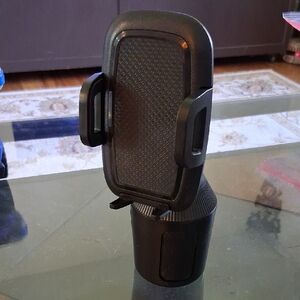 X4 CELL PHONE CUP HOLDER